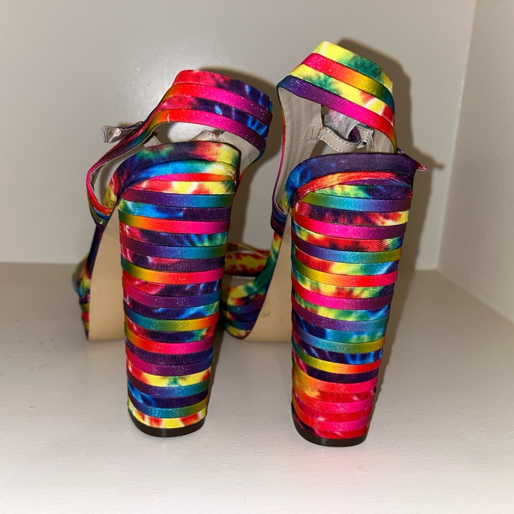 Liliana Sz 11 rainbow platform sandals with 1-1/2” platform and 5-1/2 block - Picture 3 of 5